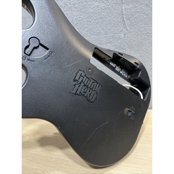 Nintendo Wii Guitar Hero World Tour + Stickers Sunburst Guitar Red Octane Tested - Picture 4 of 7